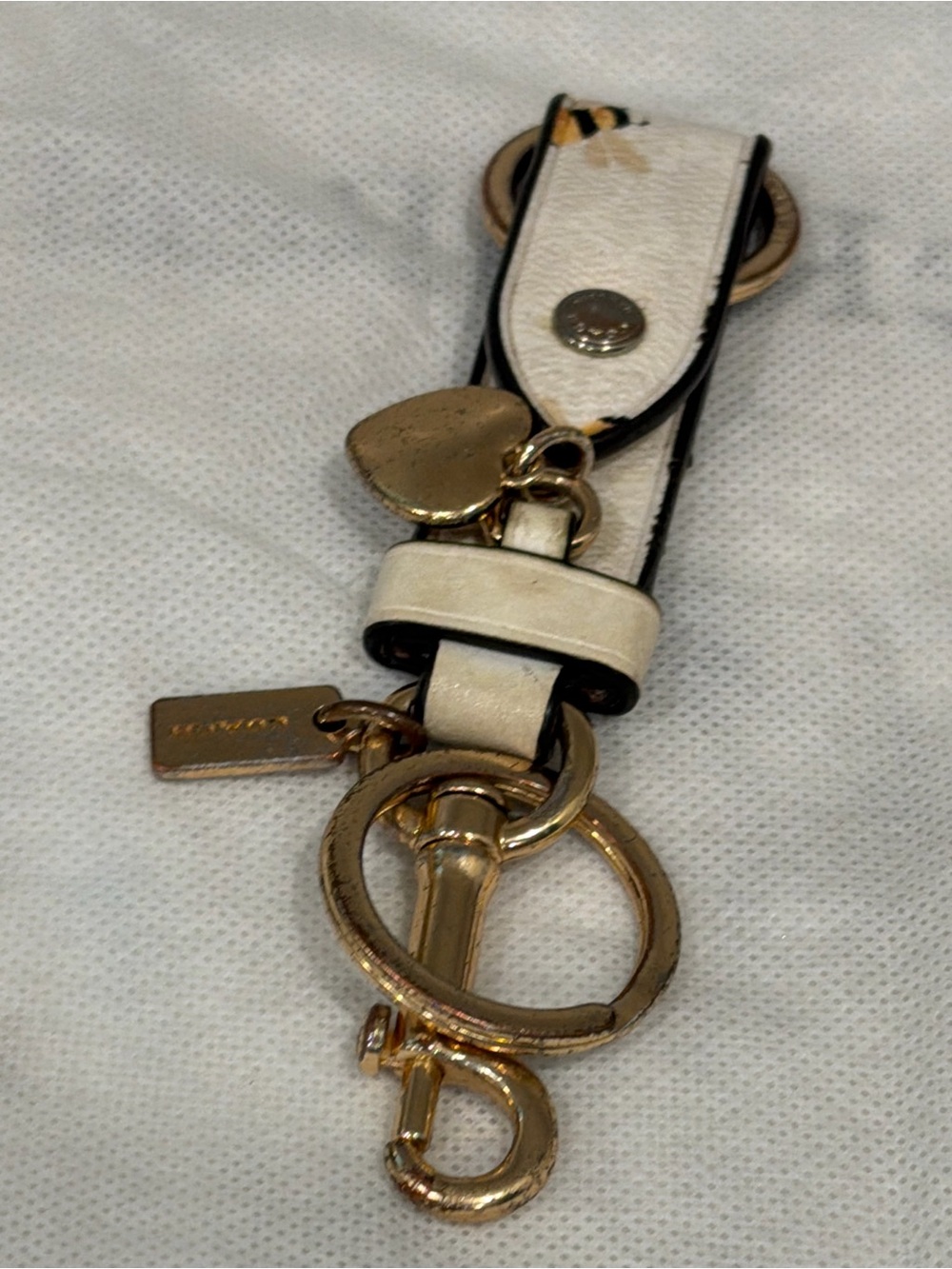 Coach White Leather Key & Card Holder with Gold Hardware - Picture 4 of 5